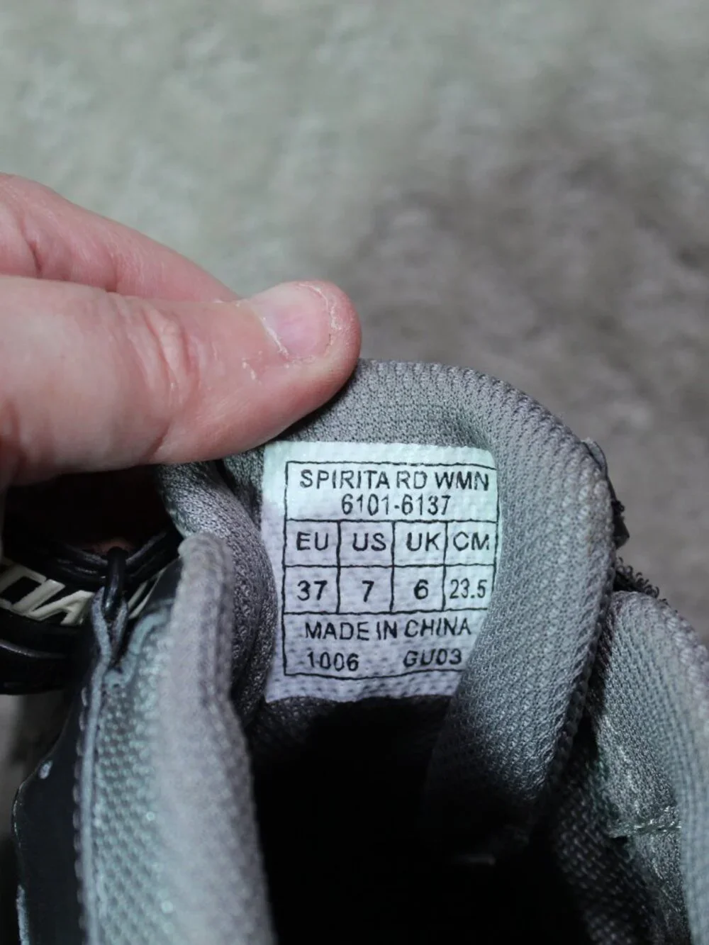 Specialized Size 37 Black Grey Cycling Shoes